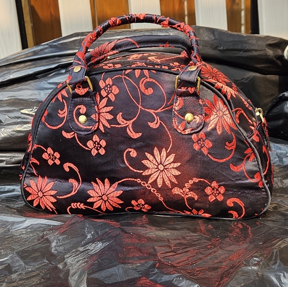 Purse - Picture 6 of 8